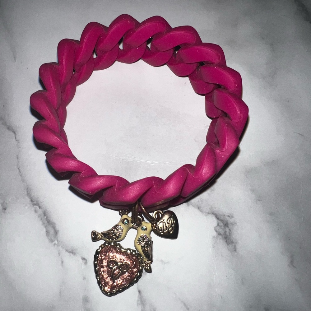 Betsey Johnson Silicone Chain Link Bracelet